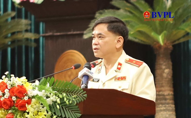 Đồng chí Đỗ Mạnh Bổng, Viện trưởng VKSND Tp. Hồ Chí Minh phát biểu tại Hội nghị
