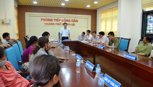Buổi tiếp công dân của UBND Tp. Móng Cái, tỉnh Quảng Ninh (Ảnh: mongcai.gov.vn)